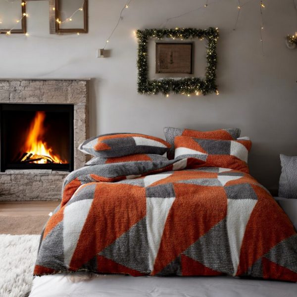 Teddy Geometric Rust Charcoal Duvet set