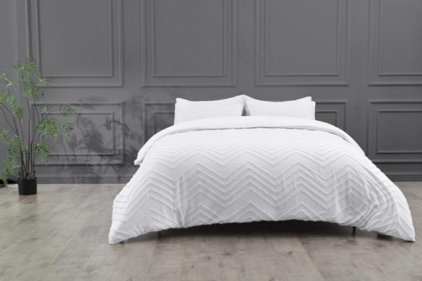 Luther Duvet Cover Signature Microfibre Tufted Bedding Set - Image 2