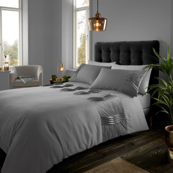 Revie Velvet Duvet Quilt Cover & Pillow Case Signature Bedding Set - Image 2