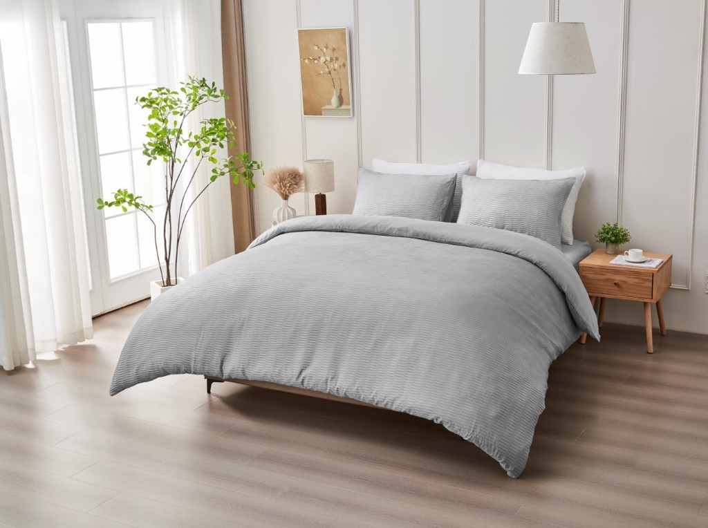 Premium Seersucker Durham Duvet Cover with Pillowcase – Easy Care Bedding Set - Image 6