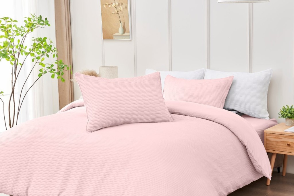 Premium Seersucker Durham Duvet Cover with Pillowcase – Easy Care Bedding Set - Image 10